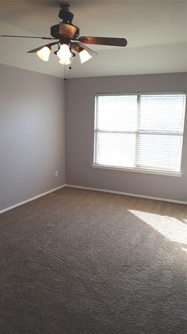 SUPER BIG GAME ROOM! | Image 20