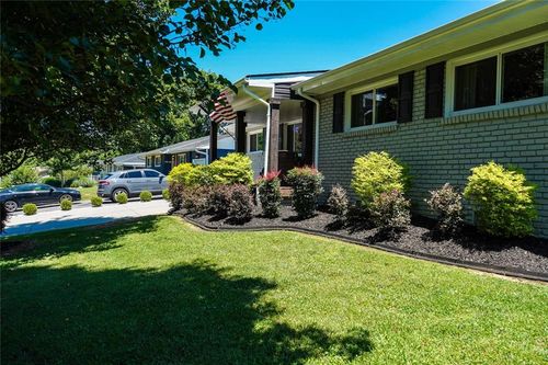 236 E Huntington Road, Rossville, GA, 30741 | Card Image