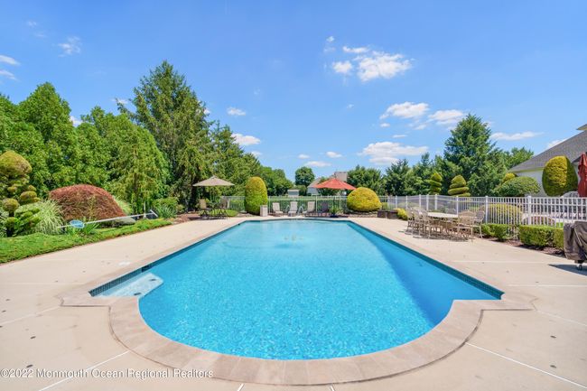 527 Apache Trl, House other with 5 bedrooms, 6 bathrooms and null parking in Morganville NJ | Image 23