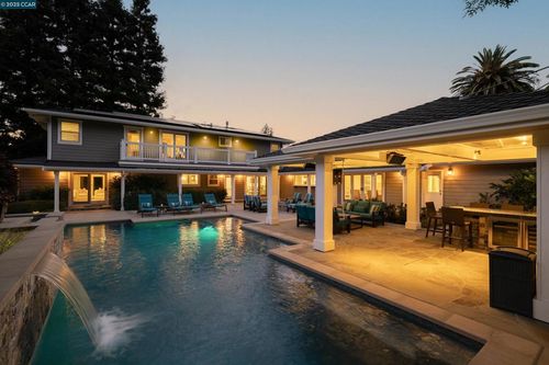 125 El Dorado Ave, Danville, CA, 94526-3827 | Card Image