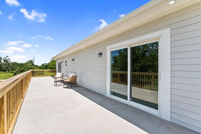 Primary suite offers direct access to a private balcony. | Image 20