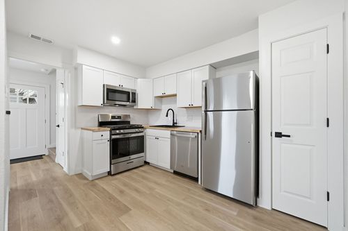 apt-103-4908 W Gate Blvd, Austin, TX, 78745-1432 | Card Image