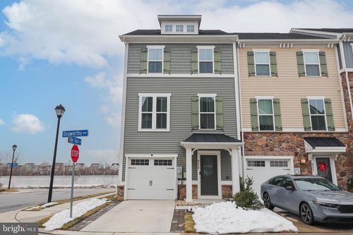 8229 Seaworthy Way, DUNDALK, MD, 21222-5547 | Card Image