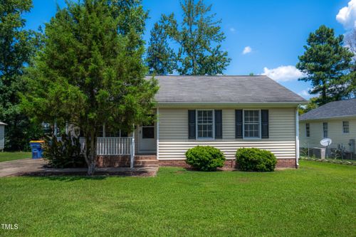 409 E 10th St, Siler City, NC, 27344-2612 | Card Image