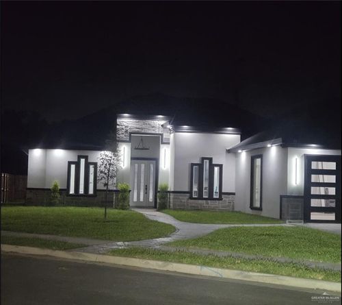 3308 E Kennedy Ave, Alton, TX, 78573-3747 | Card Image