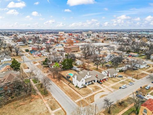 628 W Dakota Ave, Chickasha, OK, 73018-3316 | Card Image