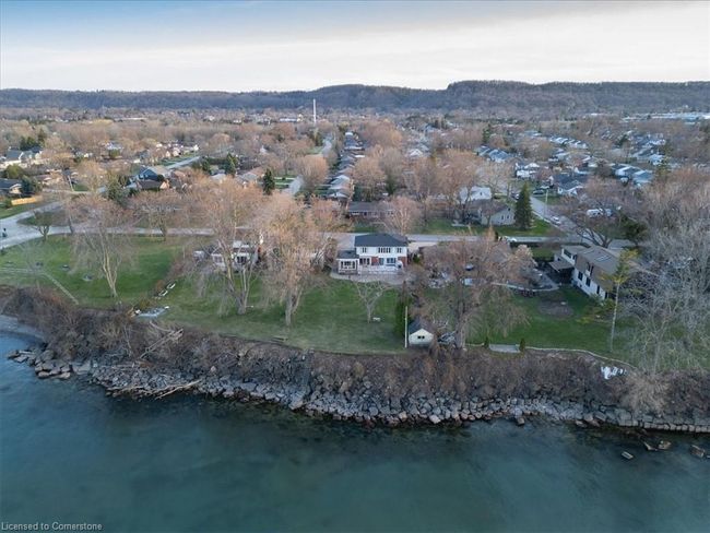 20 Lakeside Dr, House other with 5 bedrooms, 3 bathrooms and 6 parking in Grimsby ON | Image 45