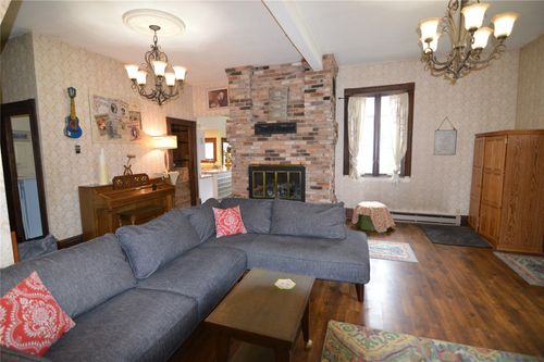 733 4th Ave W, Columbia Falls, MT, 59912 | Card Image