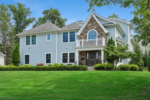 2 Troy Dr, Short Hills, NJ, 07078-1334 | Card Image