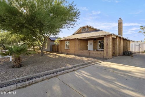 1950 W Palm Ln, Phoenix, AZ, 85009-2811 | Card Image