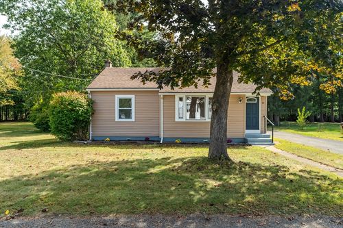 43 Pleasantview St, Ludlow, MA, 01056-2462 | Card Image