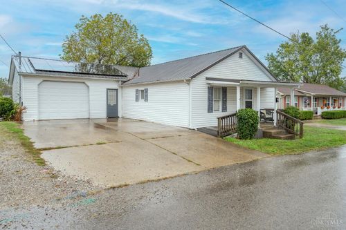 18 Church St, Peebles, OH, 45660-1203 | Card Image