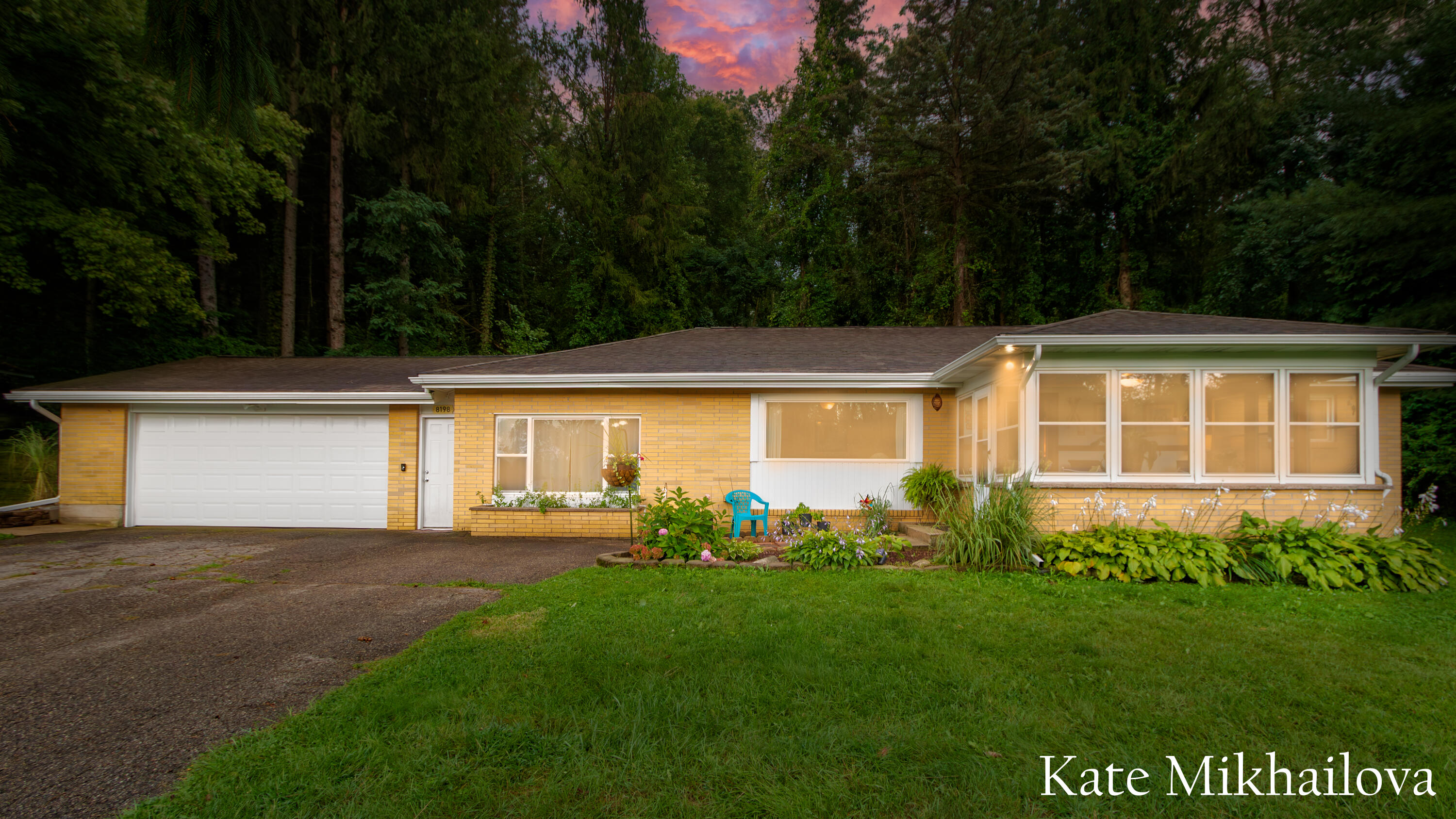 White Rabbit Rd, Battle Creek, MI 49017