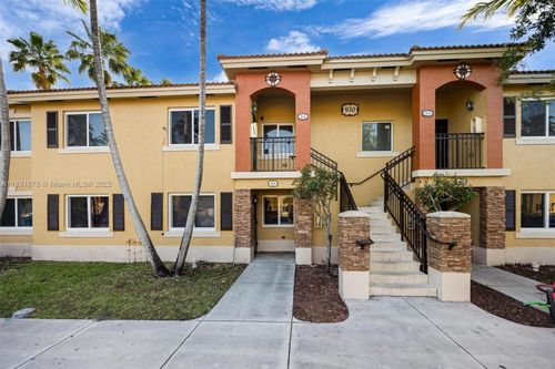 unit-102-930 Ne 33rd Ter, Homestead, FL, 33033-5331 | Card Image