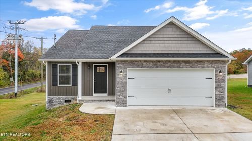 101 Patriot Ln, Luttrell, TN, 37779-3000 | Card Image