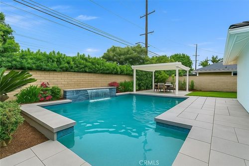 9171 Regatta Dr, Huntington Beach, CA, 92646-7845 | Card Image