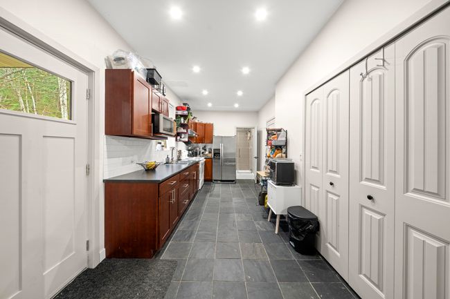 26421 Cunningham Ave, House other with 4 bedrooms, 3 bathrooms and 10 parking in Maple Ridge BC | Image 12