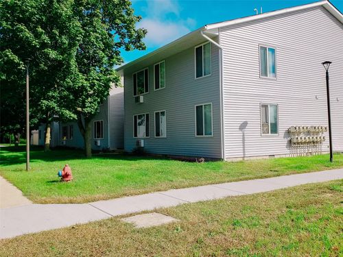 130 W North St, Saint Charles, MI, 48655-1123 | Card Image