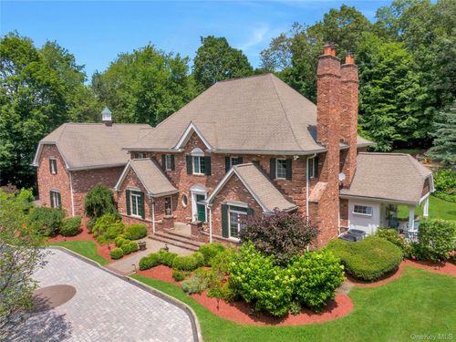 10 Hidden Oak Rd, North Castle, NY, 10504-1015 | Card Image