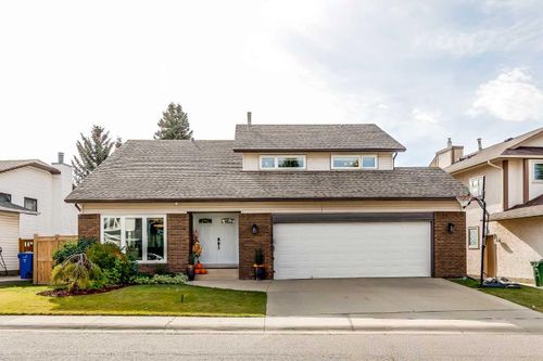 347 Hawkcliff Way Nw, Calgary, AB, T3G2W7 | Card Image