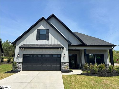 102 Shale Dr, Central, SC, 29630-9001 | Card Image