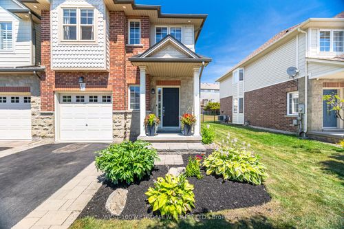 11 Brooking Crt, Ancaster, ON, L9G0A6 | Card Image