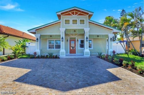 648 100th Ave N, Naples, FL, 34108-2238 | Card Image