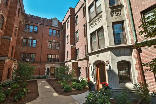 311-1113 Holly Ct, Oak Park, IL, 60301-1020 | Card Image
