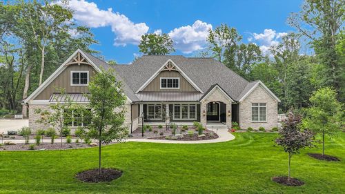 2611 Private Access 424 E, Mahomet, IL, 61853-8810 | Card Image
