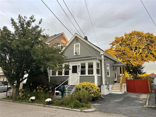 78 Ingraham St, East Providence, RI, 02914-4740 | Card Image