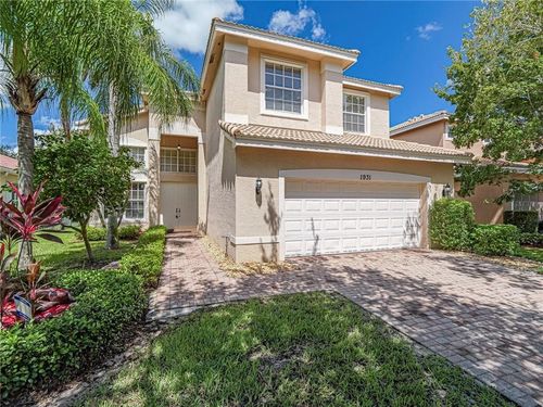 1931 Grey Falcon Cir Sw, Vero Beach, FL, 32962-8609 | Card Image