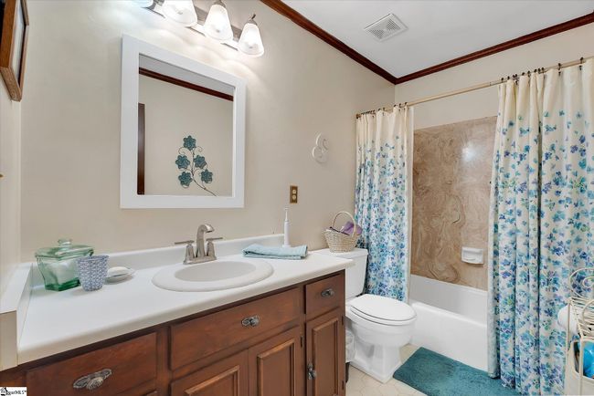 202 Mornington Court, House other with 3 bedrooms, 4 bathrooms and 2 parking in Simpsonville SC | Image 25