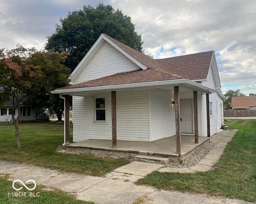2312 S B St, Elwood, IN, 46036-2144 | Card Image