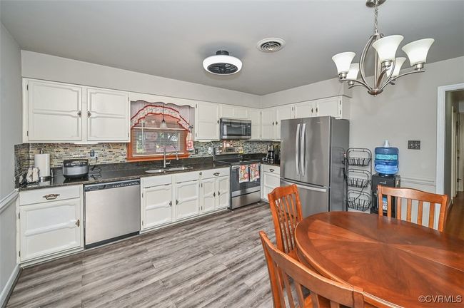 2931 Delfin Rd, House other with 3 bedrooms, 2 bathrooms and null parking in Midlothian VA | Image 13