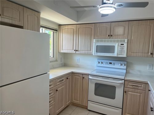 202-7402 Lake Breeze Drive, FORT MYERS, FL, 33907 | Card Image
