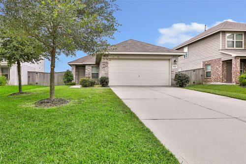 5858 Rosehill Forest Ln, Porter, TX, 77365-7090 | Card Image
