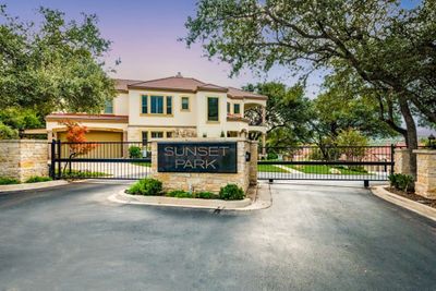 8 Sunset Park Cove, House other with 3 bedrooms, 3 bathrooms and 3 parking in Lakeway TX | Image 2