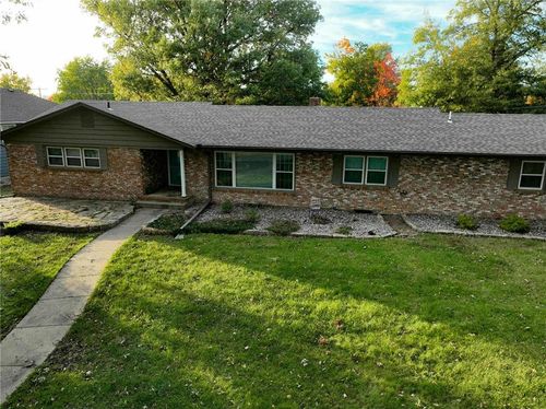 402 Minnetare Ln, Hiawatha, KS, 66434-2741 | Card Image
