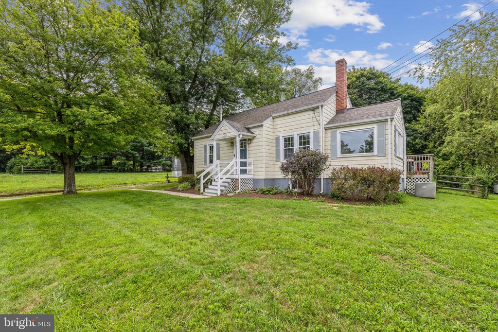 Pleasant Plains Rd, Damascus, MD 20872