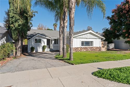 22727 Collins St, Woodland Hills, CA, 91367-6706 | Card Image