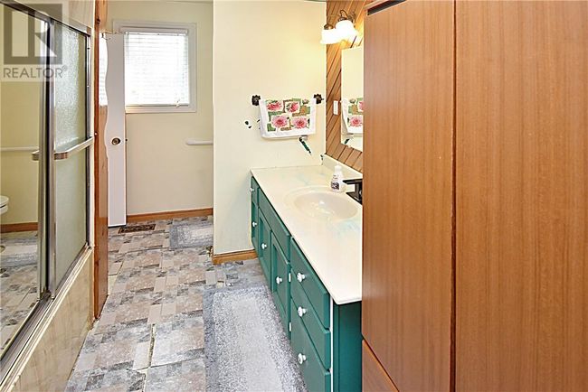 209 Charlebois St, House other with 4 bedrooms, 3 bathrooms and null parking in Azilda ON | Image 24