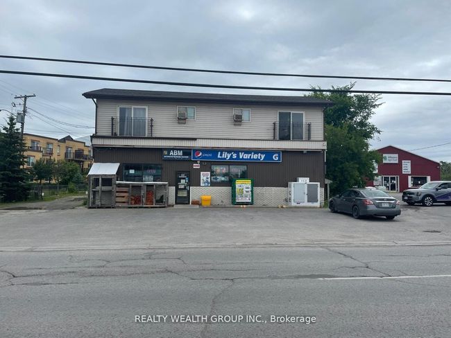 109 Lindsay St, Home with 0 bedrooms, 0 bathrooms and null parking in Fenelon Falls ON | Image 4