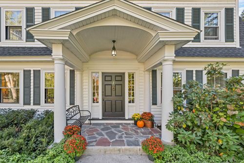 apt-2-1 Farm House Ln, Wolfeboro, NH, 03894-4656 | Card Image