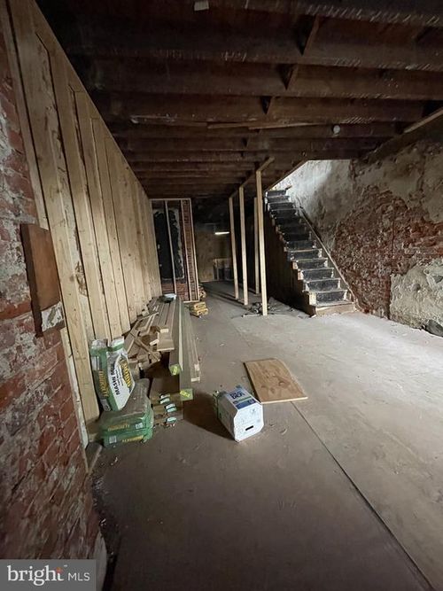 2002 Hart Ln, PHILADELPHIA, PA, 19134-4018 | Card Image