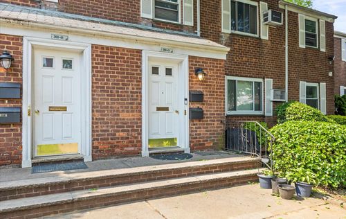 1st-260 75th Ave, Glen Oaks, NY, 11004-1118 | Card Image