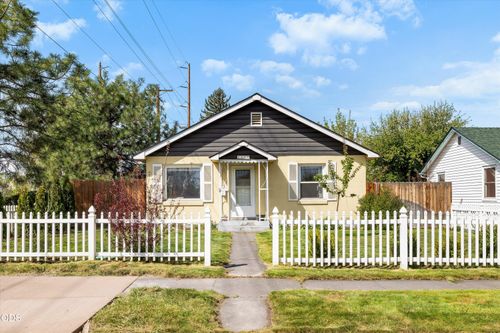 655 Sw 12th St, Redmond, OR, 97756-2604 | Card Image
