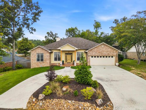 404 Peninsula Dr, Hot Springs, AR, 71901-8701 | Card Image