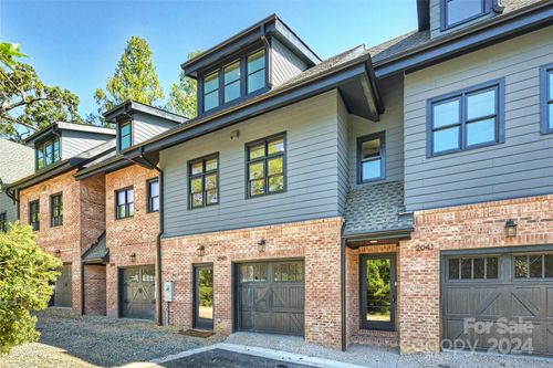 14-2023 Thurmond Pl, Charlotte, NC, 28205-3040 | Card Image