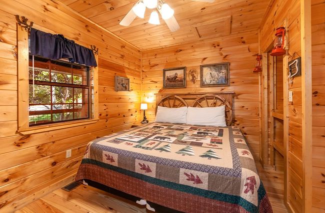 3769 Clabo Mtn Way, House other with 3 bedrooms, 3 bathrooms and null parking in Sevierville TN | Image 13