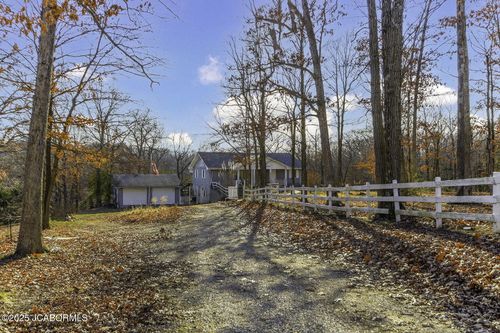 1702 County Road 382, Holts Summit, MO, 65043-1010 | Card Image